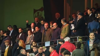 Los Biris exigen a la directiva que no acuda al palco: "No sois dignos; quedaos comiendo gambas"