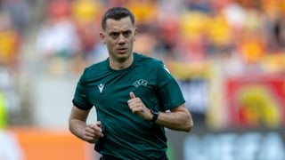 Clement Turpin, árbitro para recibir a un Oporto casi imparable que ya levantó un título en La Cartuja