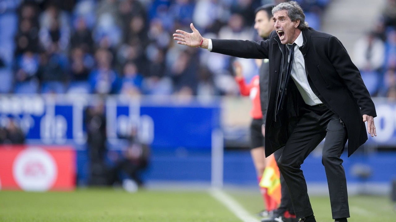 El Oviedo anuncia oficialmente la salida de Guillermo Almada: se abre el casting en el banquillo del Carlos Tartiere