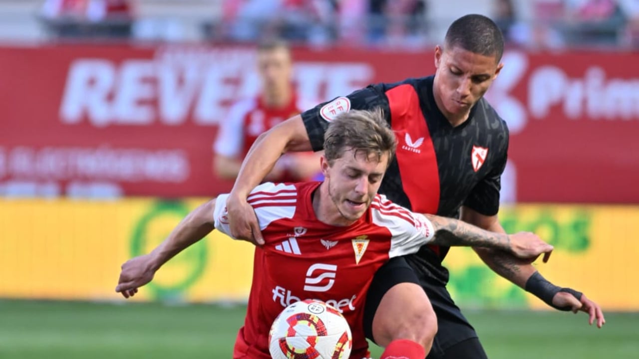 0-2: El Sevilla Atlético asalta la Nueva Condomina