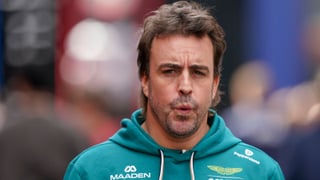 Fernando Alonso acepta el desastre tras su salida de pista: "Nos pasó un poco de todo"