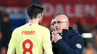 Luis de la Fuente se mantiene fiel a su idea del once titular de España