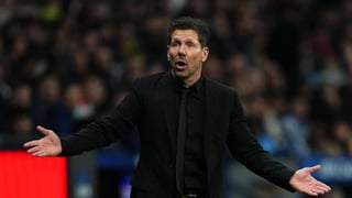 Simeone sale en defensa de Julián Álvarez y es optimista con Pablo Barrios