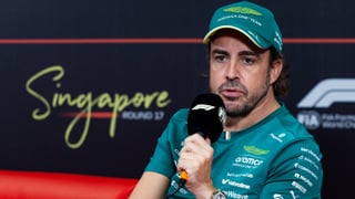 Fernando Alonso desmiente lo del Dakar pero Aston Martin le abre la puerta: "Es bueno para el automovilismo que los pilotos hagan eso"