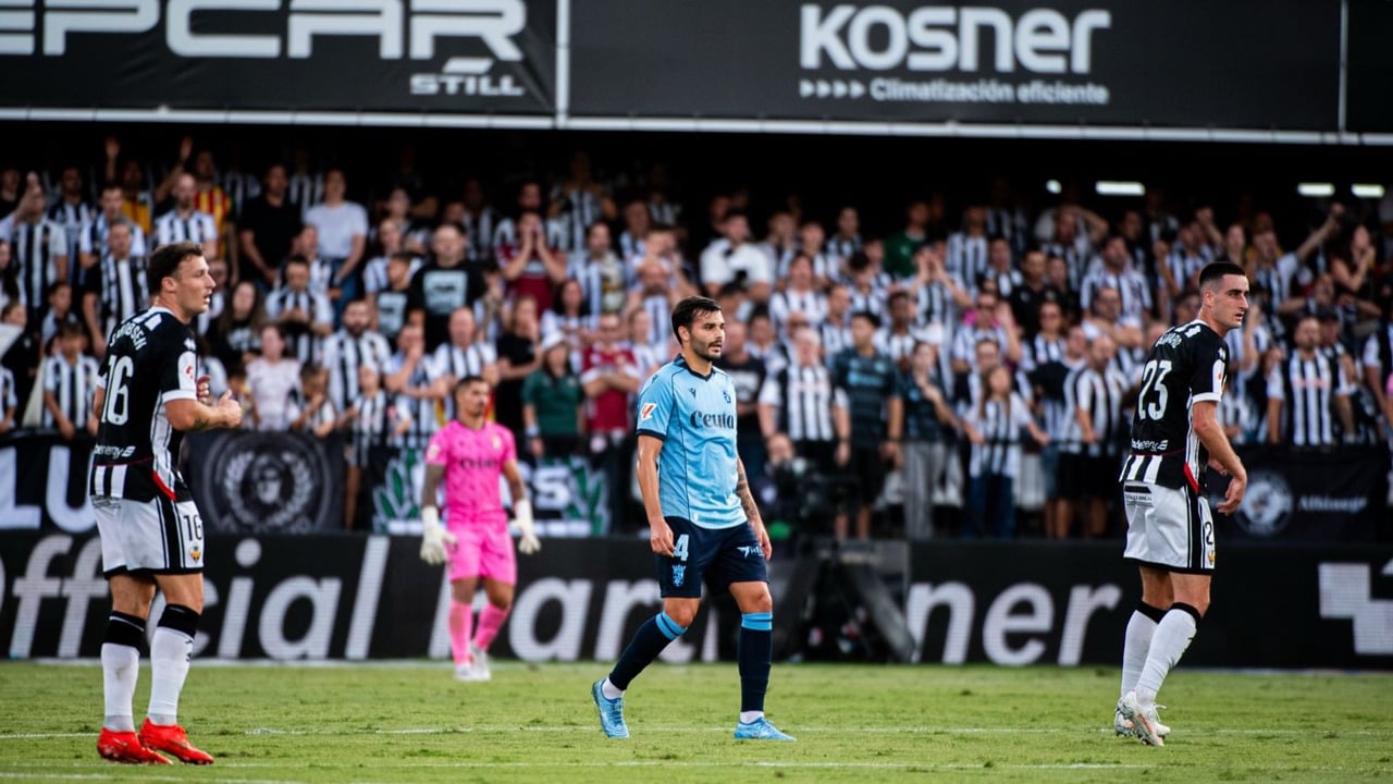 Así queda la clasificación de LaLiga Hypermotion tras la sorpresa del Ceuta y las victorias de Granada o Sporting en la jornada 8