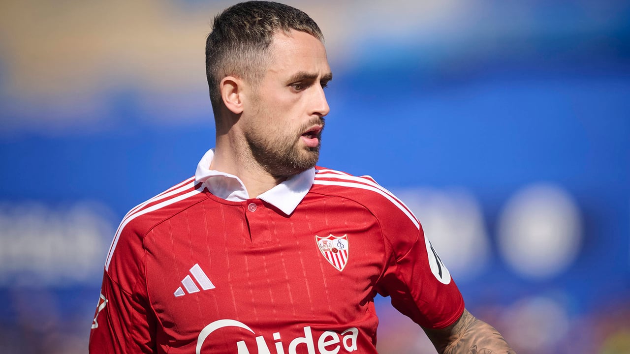 Januzaj, renacido en el Sevilla, advierte al Betis: "Vamos con la intención de ganar"