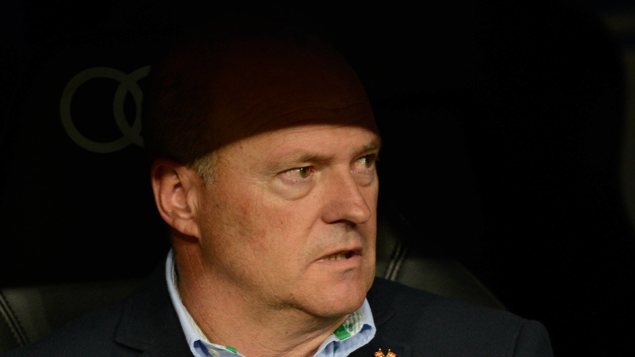 Pepe Mel asume su salida en el Almería