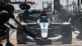 Mercedes supera la inspección de la FIA y deja en el aire la guerra de los motores