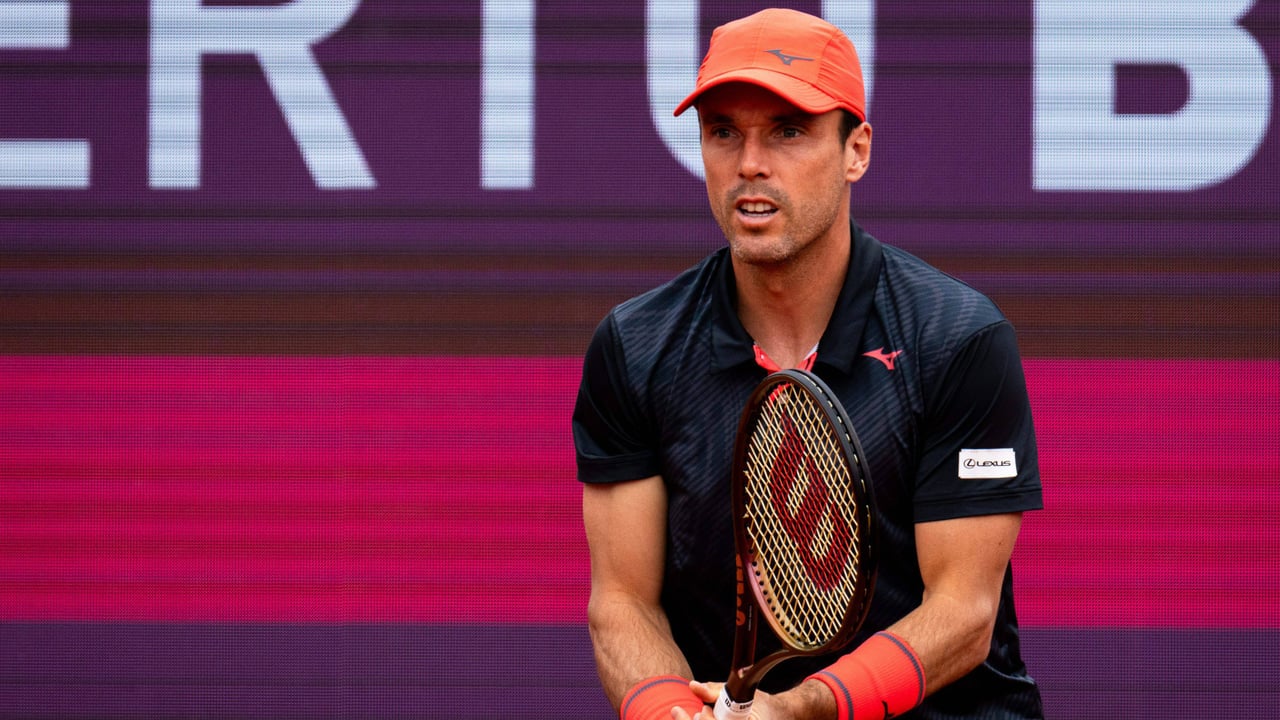 Pinchazo doble del tenis español en Kitzbuhel