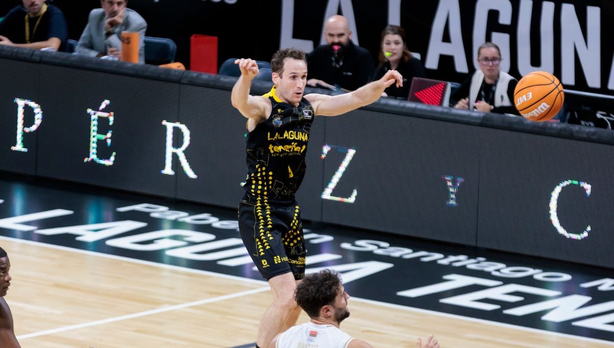 El "extraterrestre" Marcelinho Huertas deja atrás a Epi y a Carlos Jiménez