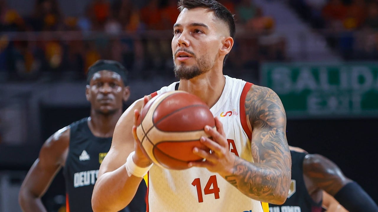 Willy Hernangómez se lo comunica a la Selección española