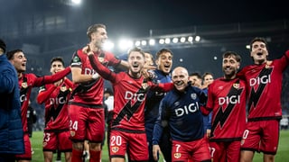 El Rayo Vallecano aprieta el puño tras llegar a la final de la Conference: "El barrio pequeño ha llegado a un lugar donde unos gigantes no pudieron"