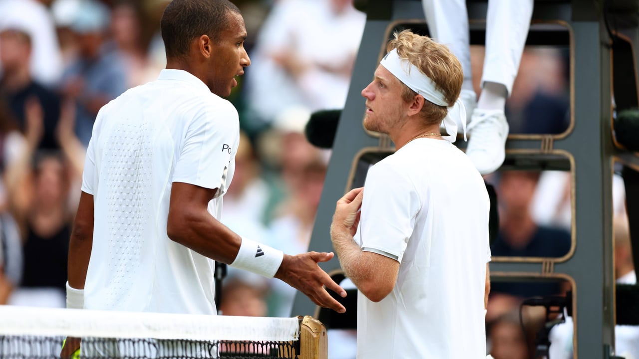 Davidovich contesta a Auger-Aliassime sobre su teatro en Wimbledon y confirma su lesión