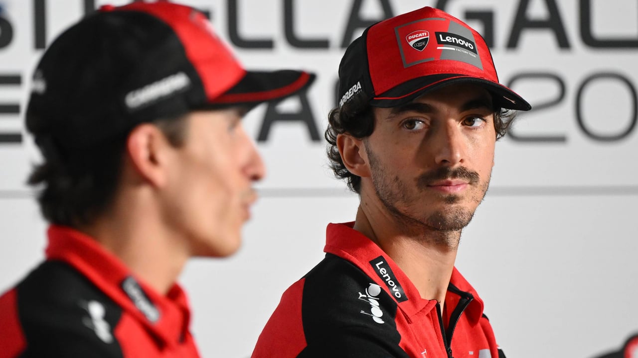 Bagnaia lanza un dardo a Marc Márquez en Aragón