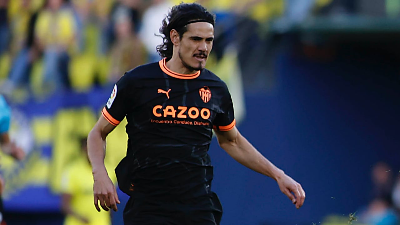 Cavani expresa su deseo y el Valencia se lo piensa