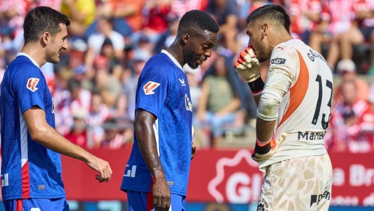 Iñaki Williams no logra contener su frustración