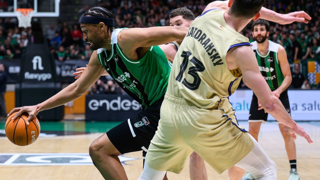 Los ex del Barça le dan un serio repaso