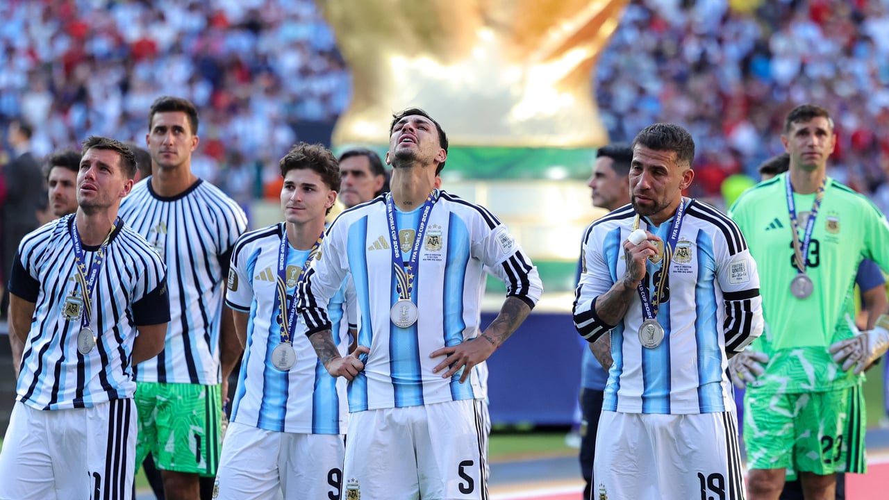 Todo lo que está detrás del duro castigo de la FIFA a Argentina