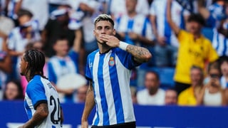 Espanyol 3-0 Levante: El doblete de Roberto Fernández ilusiona a los pericos en su estreno en La Liga