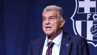 Laporta, presidente del Barcelona, responde a las protestas de Mourinho y el Real Madrid: "Mientras no se pasen"