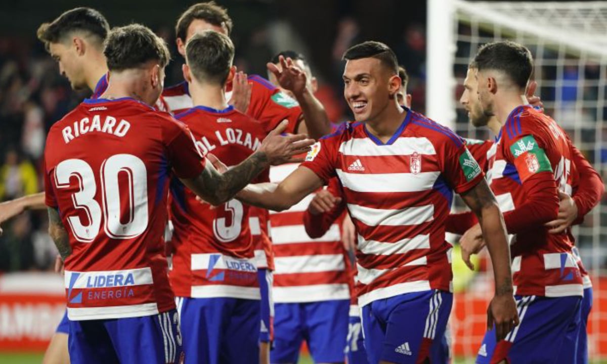 Granada 2-0 Tenerife: Uzuni hace valer su condición de Pichichi