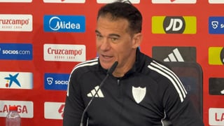 Luis García Plaza confirma baja de última hora en el Sevilla y anuncia cambios importantes: "Almeyda hacía cosas diferentes..."