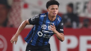 El Sevilla anuncia oficialmente el fichaje de Patrik Mercado: los detalles de la operación