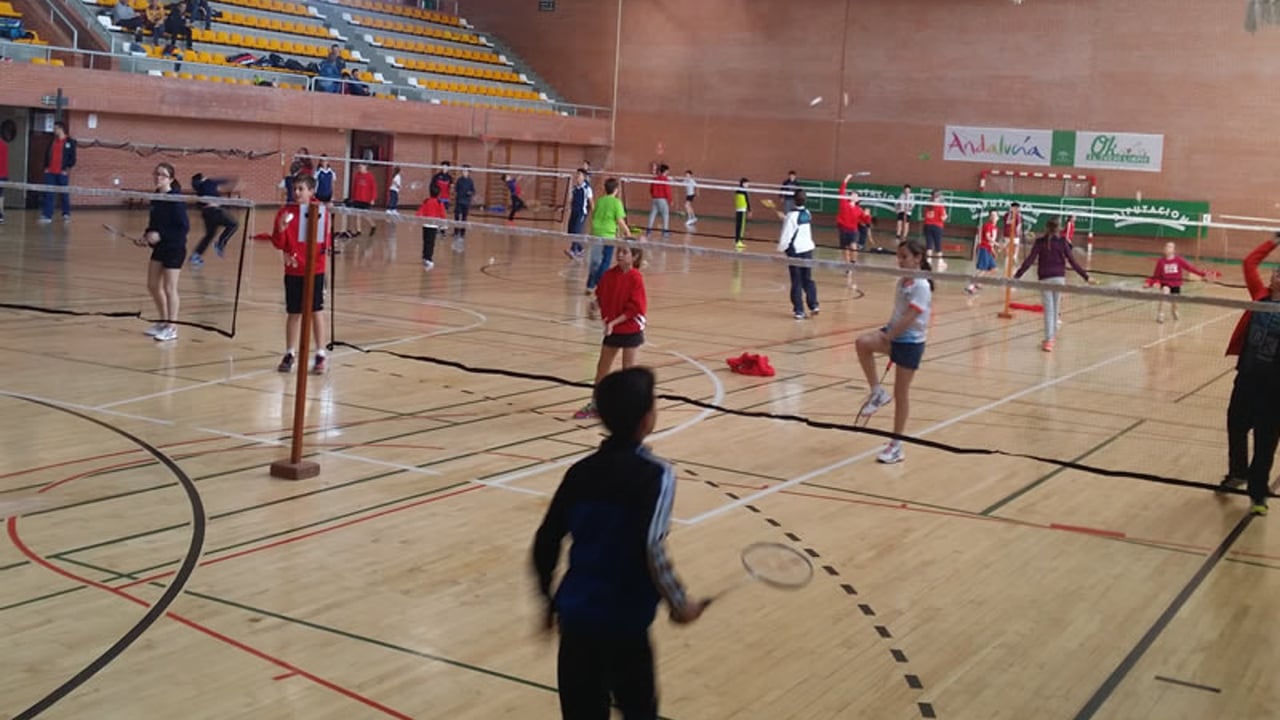 El Circuito Provincial de Bádminton arrancó el fin de semana en Paradas