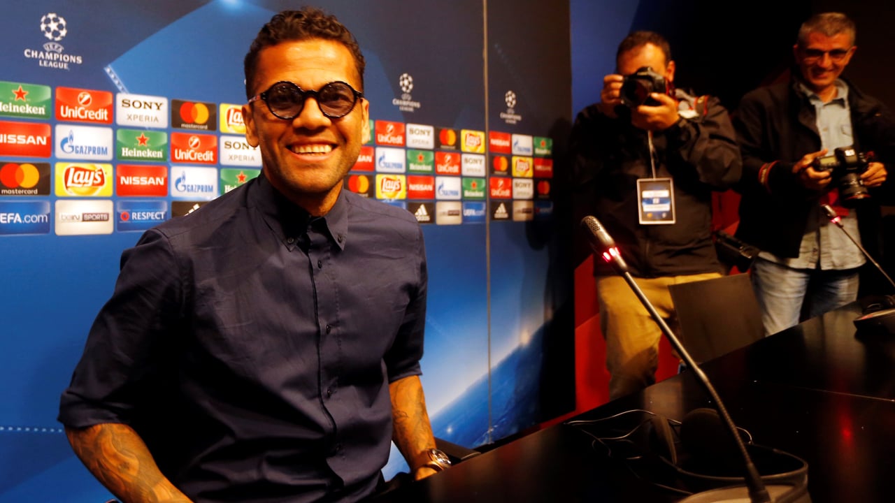 El único lío en el que se ha metido Dani Alves en prisión