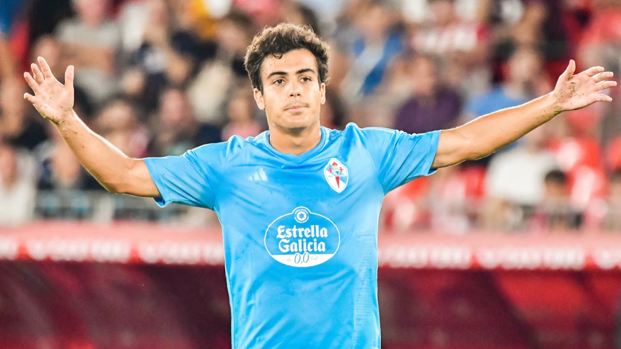 Manu Sánchez, opción para el lateral izquierdo