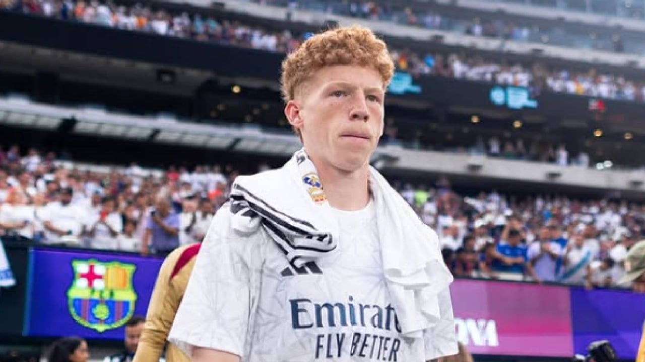 Frenazo a la llegada de Jeremy de León