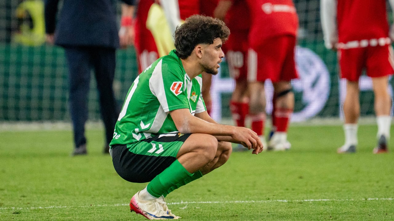 El enorme palo en El Gran Derbi deja al Real Betis con 14 astillas clavadas