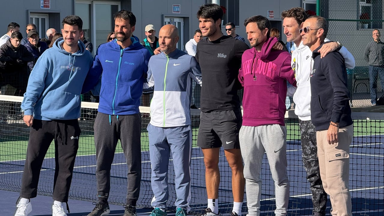 Carlos Alcaraz da el primer golpe antes de Australia