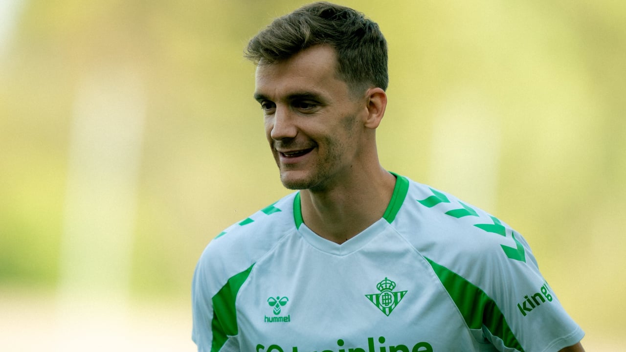 La sonrisa de Diego Llorente, el descanso de Bartra y las cuentas de Pellegrini para la defensa del Betis: "Nos estamos arreglando"