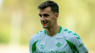La sonrisa de Diego Llorente, el descanso de Bartra y las cuentas de Pellegrini para la defensa del Betis: "Nos estamos arreglando"