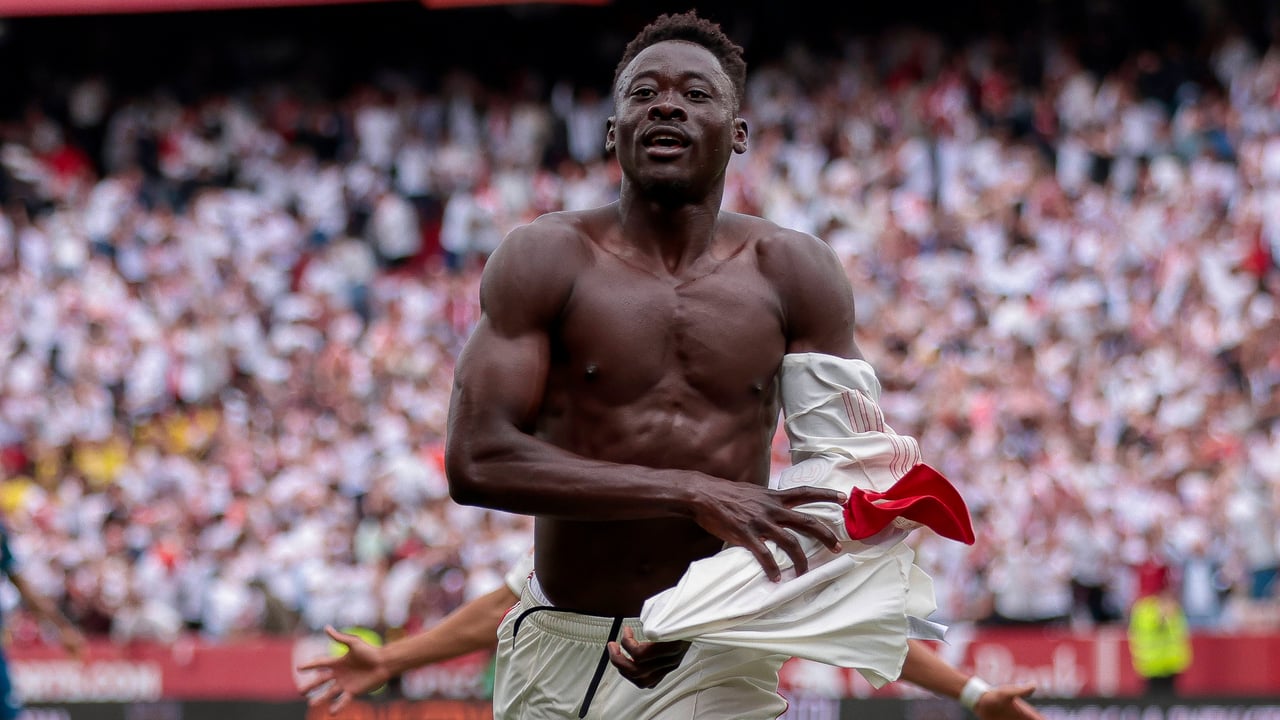 Horas decisivas en la venta de Akor Adams: el director deportivo del Venezia llega a Sevilla