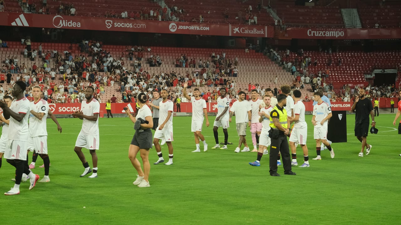 Los detalles que ya se conocen de las nuevas equipaciones Adidas del Sevilla para la 26/27