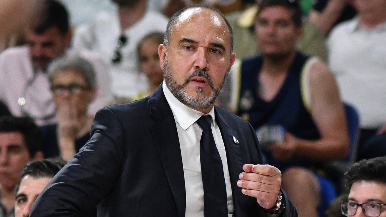 Se ofrece abiertamente para entrenar a la Selección española