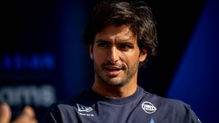 Carlos Sainz recibe el paquete sorpresa de Williams: "El coche se siente más rápido"