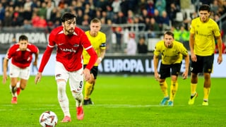 En la carrera por Troy Parrott, uno de los delanteros de moda en Europa