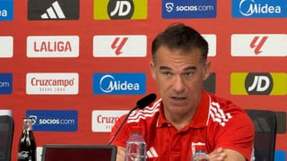 García Plaza no solo mira al Levante y el "paso brutal" que sería ganar para el Sevilla: "Así no vamos a perder"