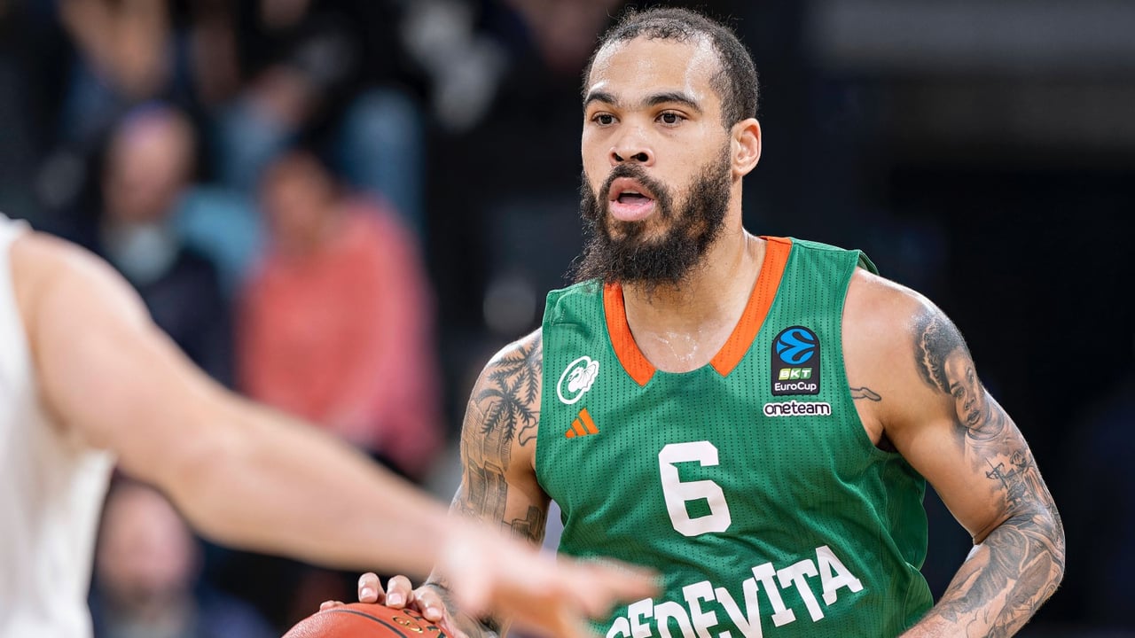 Unicaja hace oficial el fichaje de Justin Cobbs