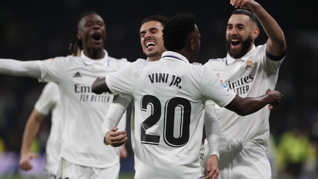 Ceballos y Vinicius mantienen vivo al Real Madrid