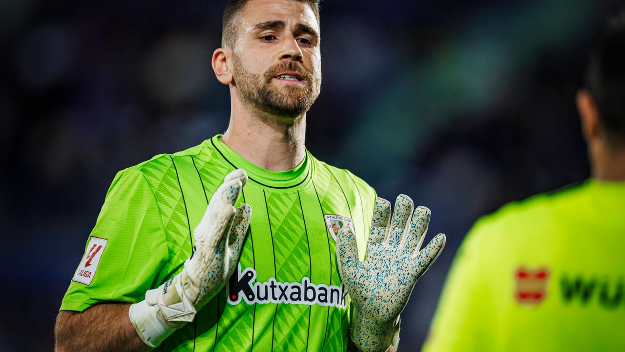 Iribar se rinde a Unai Simón pero avisa de "los que vienen detrás"