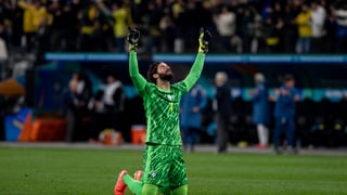 Arne Slot le da una alegría a Carlo Ancelotti: Alisson regresa y apunta al Mundial 