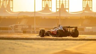 Ferrari termina volando, Mercedes acaba la pretemporada con dudas y el desastre de Aston Martin aumenta