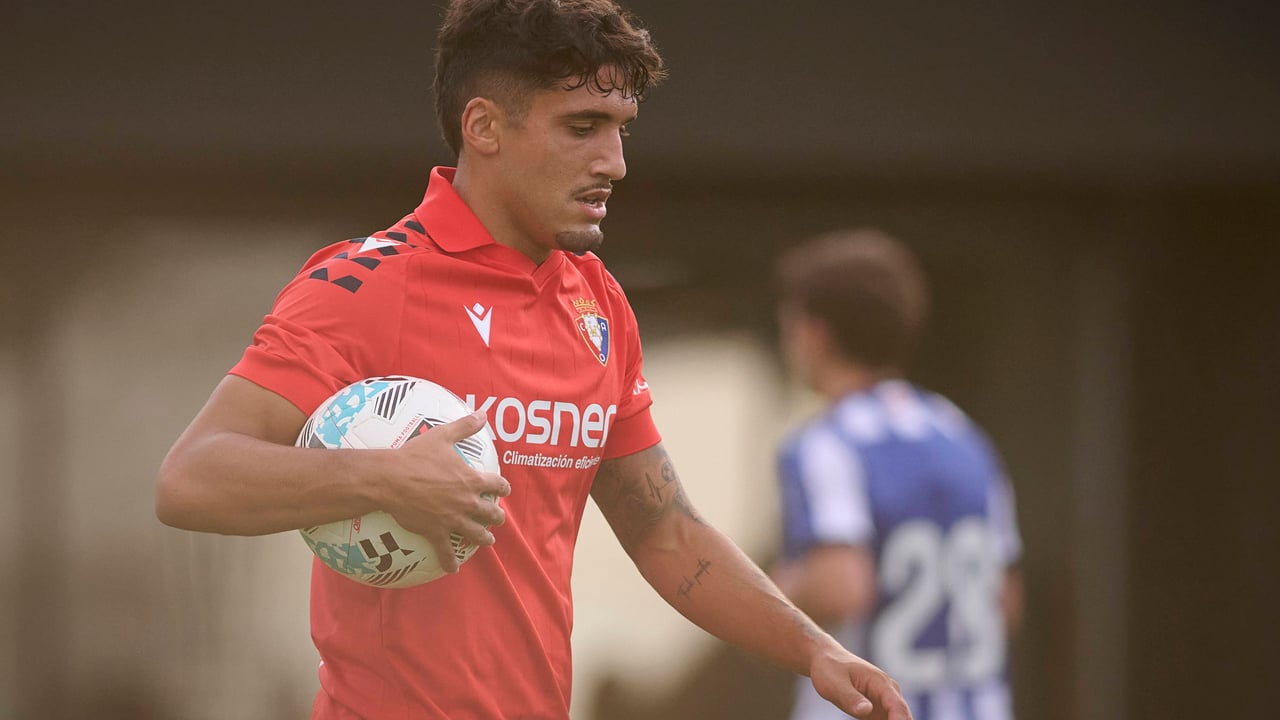 Osasuna traspasa a Iker Benito por medio millón de euros