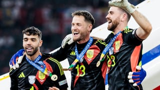 La FIFA marca los cupos y tiempos de la portería de Luis de la Fuente para el Mundial: Unai Simón, Raya, Remiro y Joan García