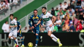 La versión de Rafa Mir sobre el presunto insulto racista a Omar El Hilali en el Elche - Espanyol