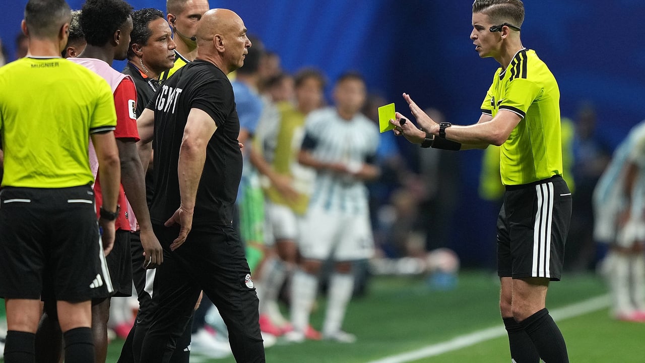 Hossam Hassan carga contra el arbitro: "Fuimos superiores, pero hubo factores externos"